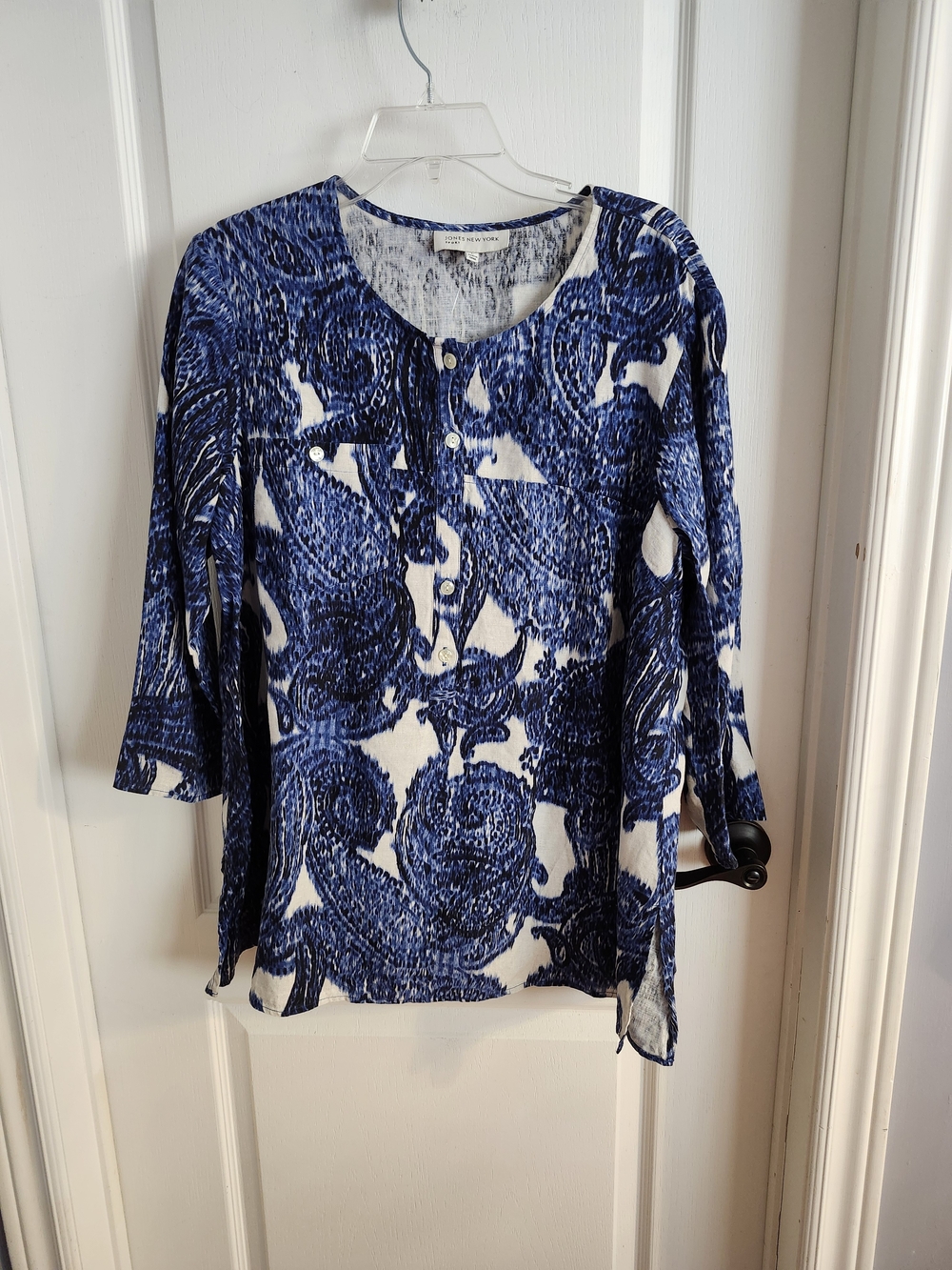 Blue and White Printed Button-Front Women’s Top